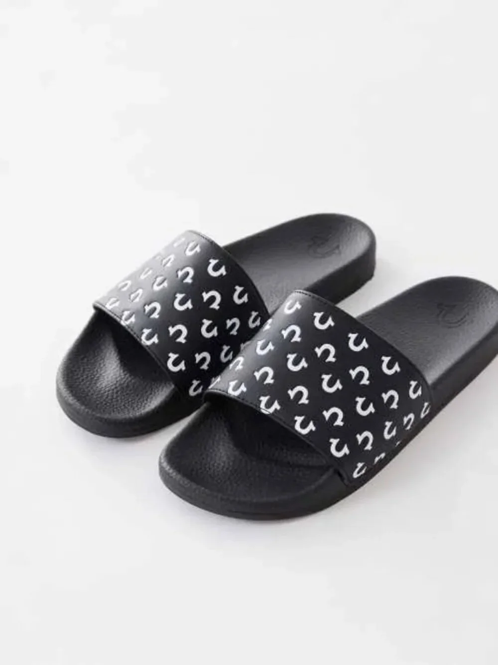 TRUE RELIGION Slides Sandals All Horseshoe Logo Print Black – Mens 45 (approx. 1